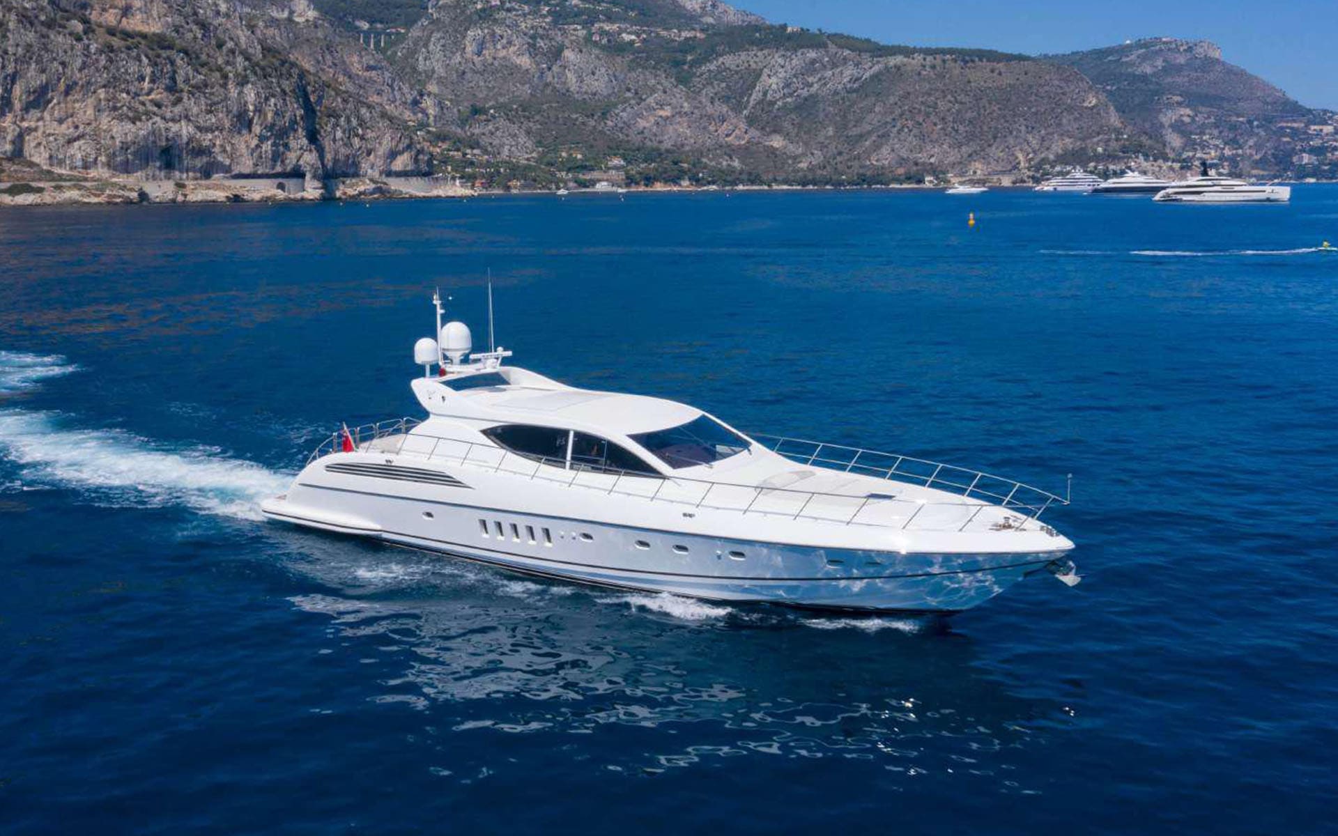 80' Leopard yacht charter in St Barts