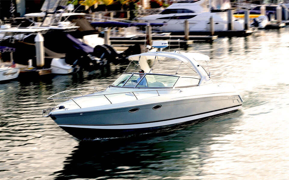 33' Formula | Modern Elegance on the Water | PorterYachts